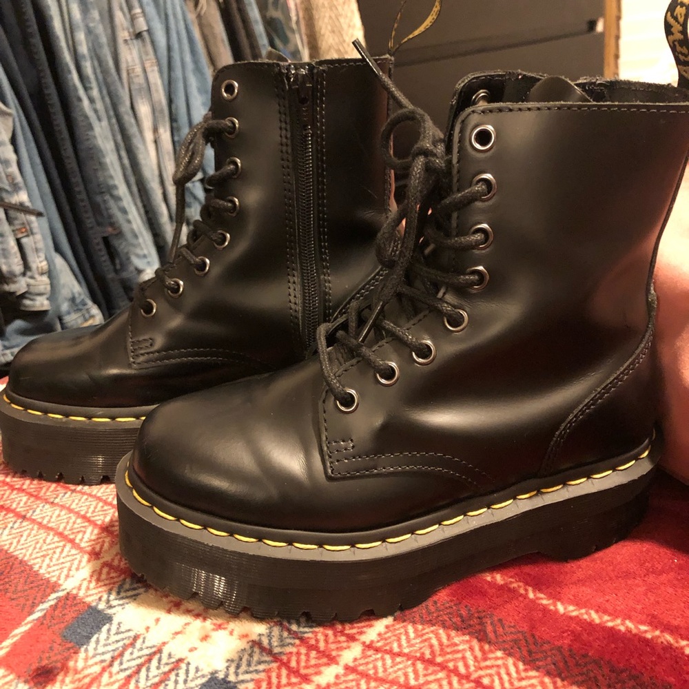 Dr Marten Jadon platform boots 😊
